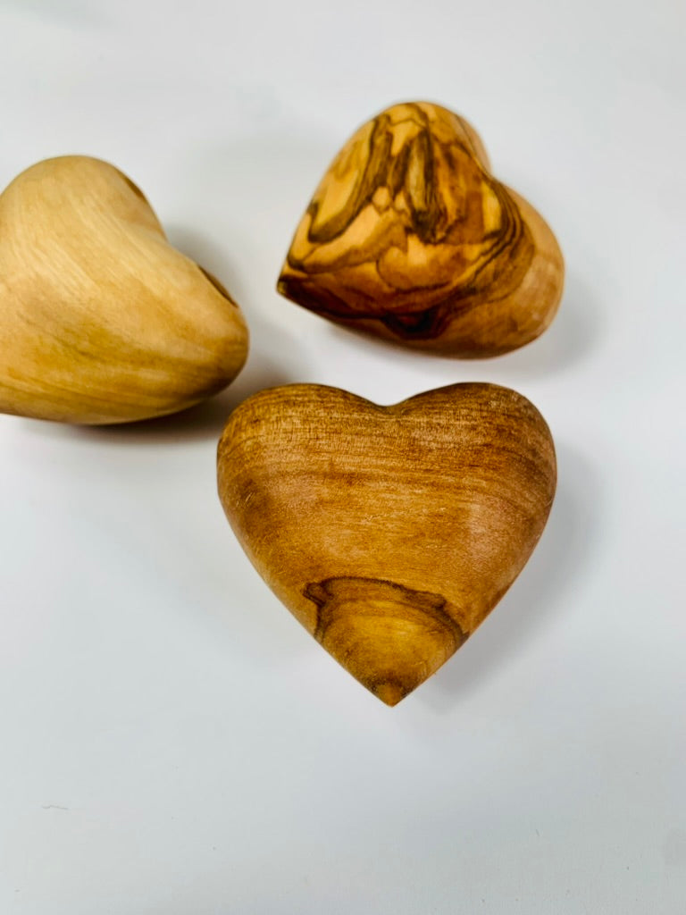 Olive Wood Heart Charm, Handmade Natural Grain Wooden Heart, Rustic Keepsake Gift, Small Boho Ornament
